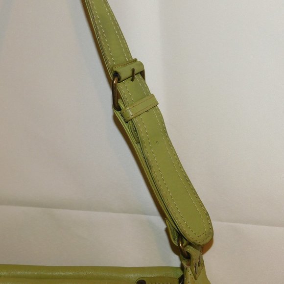 Fossil Leather Green Shoulder Bag Purse - Picture 6 of 11